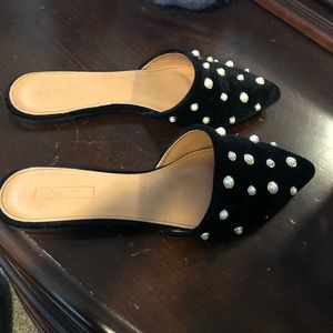 Yoki pearl slip on flats